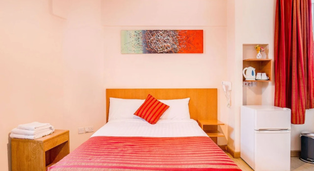 Comfortable Studio in London With Balcony, Забронировать Отель Лондон Большой Лондон, рядом с Вестминстерское аббатство