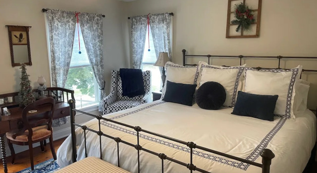 The Farmhouse Bed and Breakfast, Забронировать Отель «постель и завтрак» Саутолд Норт-Форк