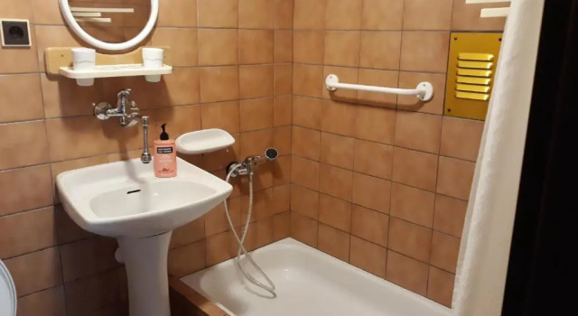 Bungalow Škrabálek, Rezerwuj Hotel Rokytnice nad Izerą 