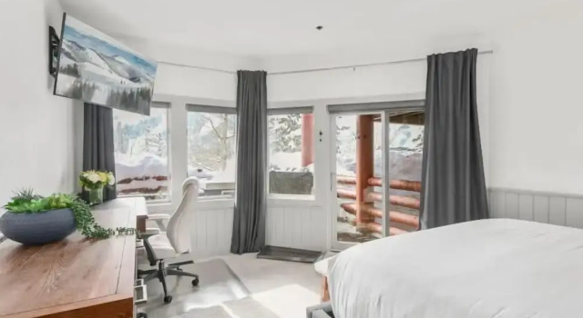 Номер Standard 28 - Two Bedroom Condo with Spa Enclave by Deer Valley Resort