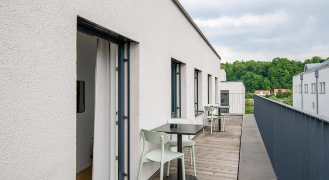 Люкс c 1 комнатой с балконом Limehome Passau Bahnhofstraße