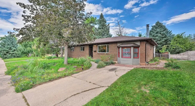 Коттедж < 3 Mi to Pearl St: Home w/ Large Yard in Boulder
