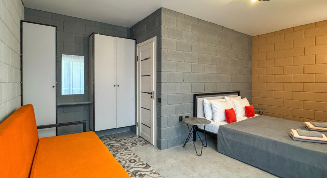 "Aquarius Hotel"