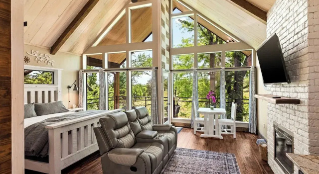 Коттедж Fairway Treehouses