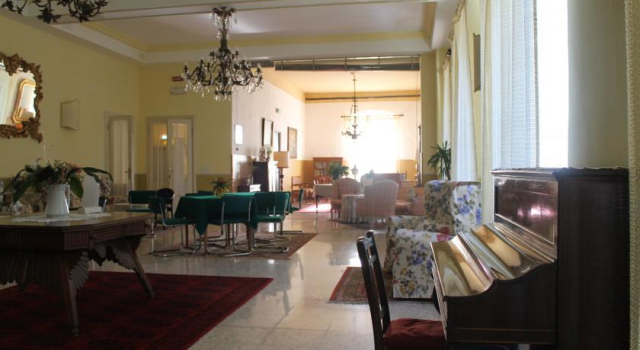 Hotel Croce Di Savoia, Book Hotel Reggello Valdarno