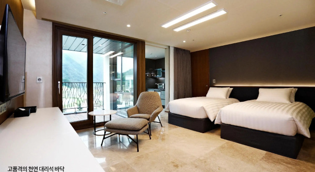 Двухместный номер Superior Pine Forest Jeongseon Alpine Resort