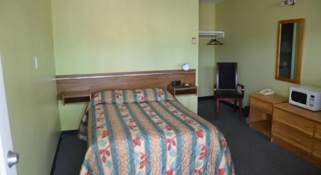 Camera Standard Coachman Inn