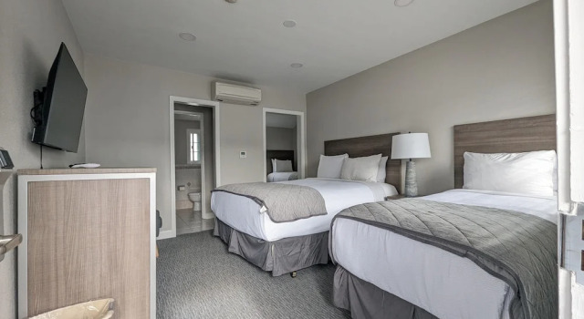 Семейный номер Standard Ocean Park Inn