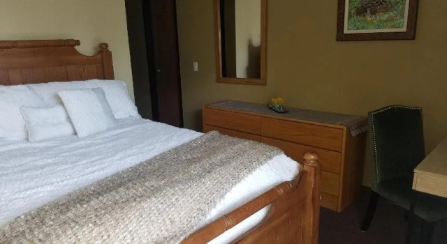 Summit Peaks Riverside Lodges East & West, Buchen Sie Hotel Dillon Vail-Breckenridge-Cooper