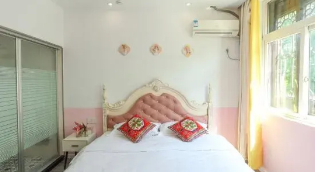 Семейный люкс Moshang Huakai Inn