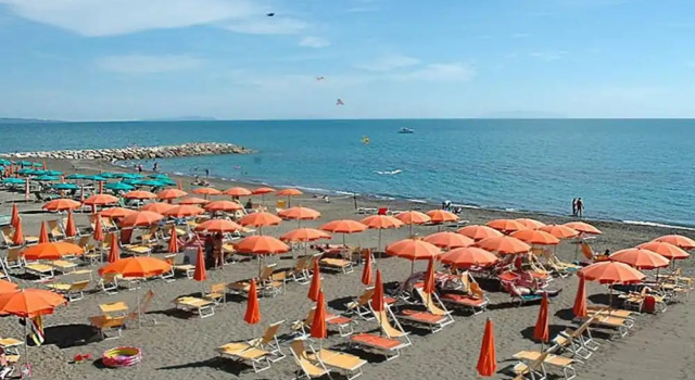 Апартаменты Apartment in Marina di Cecina Near Beach