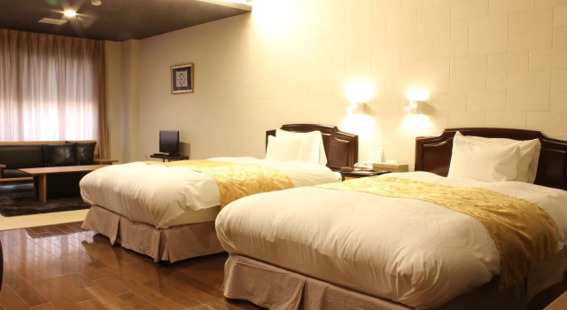 Pirika Rera Hotel, Varaa Hotelli Shiraoi Hokkaido