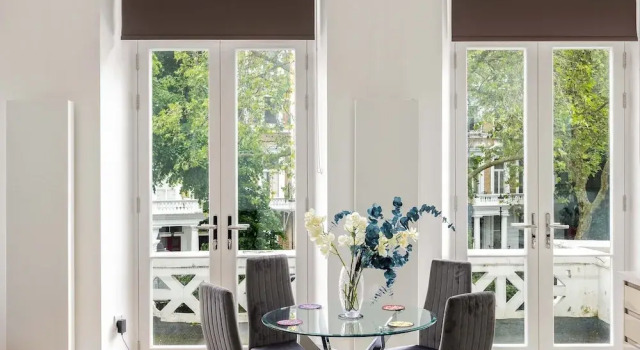 Апартаменты Balcony South Kensington Luxury 2 bed Apartment