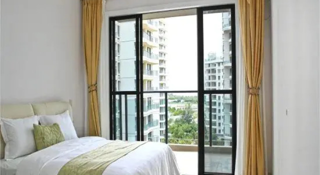 Люкс с 2 комнатами с видом на море Linghaidu Seaside Holiday Apartment (Sanya Bay Coconut Dream Corridor)