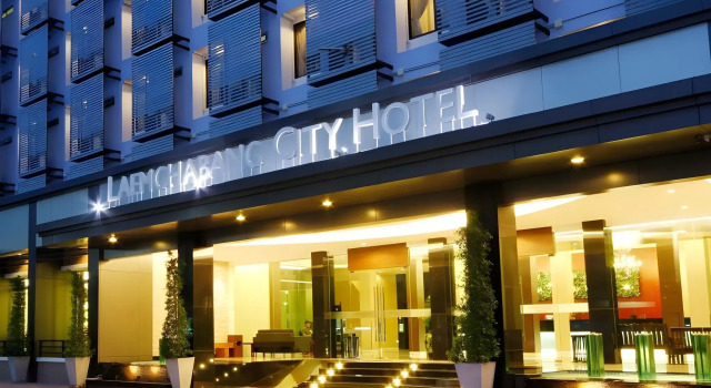 Laemchabang City Hotel, Забронировать Отель Сирача провинция Чонбури