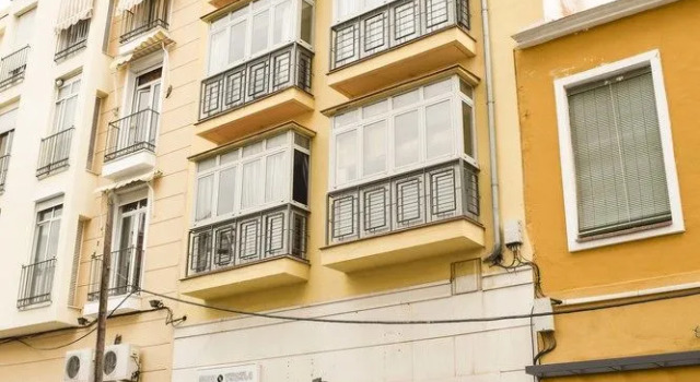 Letmalaga ATIC, Забронировать Отель Малага - центр Малага, рядом с Музей Кармен Тиссен