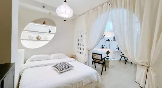 Люкс Comfort Dengfenglai Homestay (Chunxi Road Taiguli Branch Chengdu)