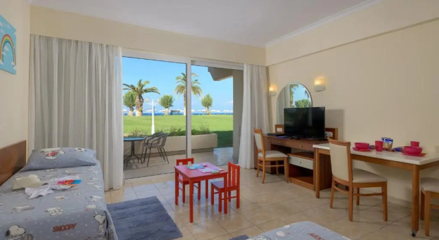Suite Apartment Superior Kids con vista al mar Sun Beach Resort
