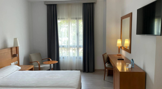 Gran Hotel Victoria, Buchen Sie Hotel El Ejido Provinz Almería