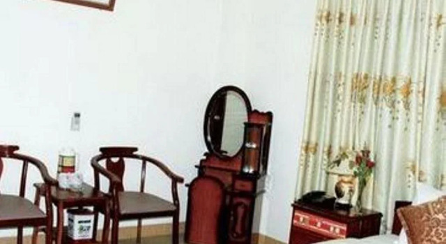 Hoang Tuan Hotel, Забронировать Отель Хюэ Тхыатхьен-Хюэ, рядом с Dieu De National Pagoda