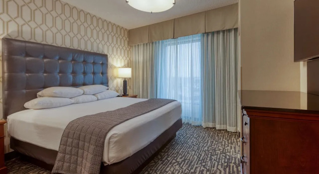 Двухместный люкс Drury Plaza Hotel St. Louis Chesterfield