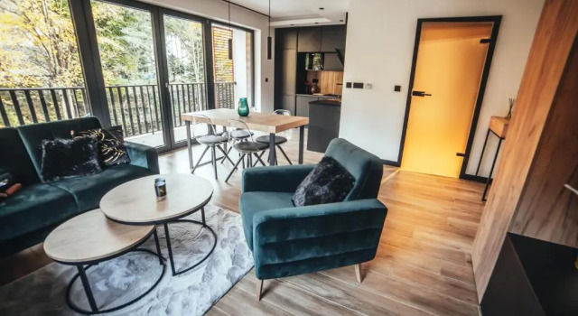Апартаменты CZARNA OWCA Apartament - SKRZYCZNE Residence