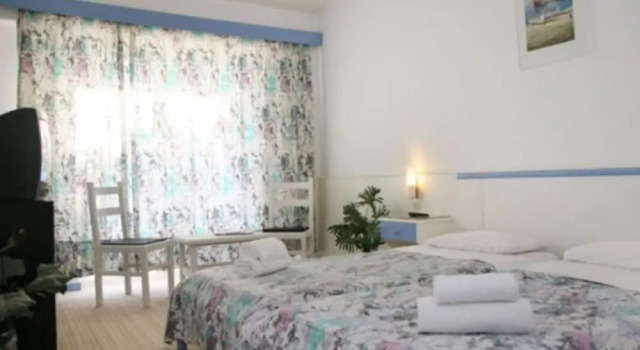 Caravos, Забронировать Отель Отели Sporades 3 звезды, 3*