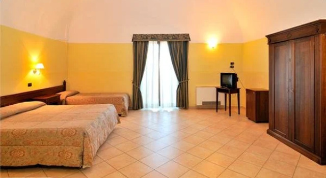 Tenuta Santa Lucia, Rezerwuj Hotel San Giovanni Rotondo Gargano