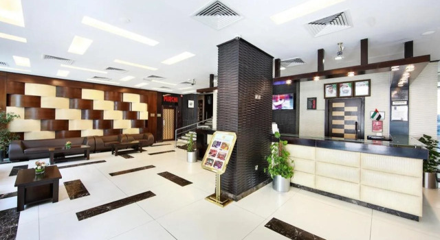 Manhattan Avenue Hotel
