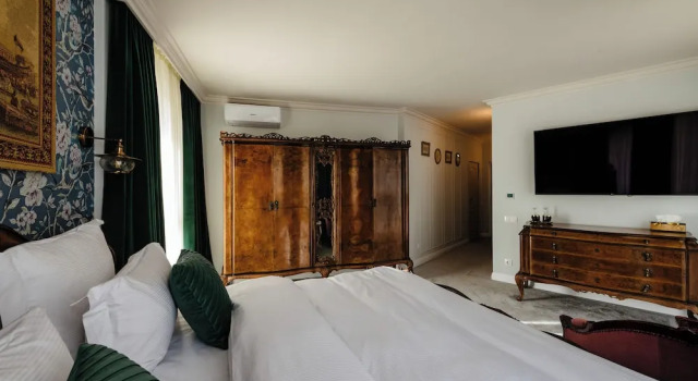 Ateneea Luxury Rooms