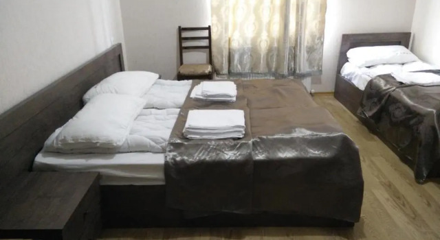 Трёхместный номер Comfort с балконом и с красивым видом из окна Hotel Mimino
