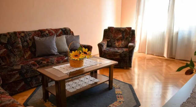 Two bedrooms apartment Vrsar Goga-max 4 pax, beach area