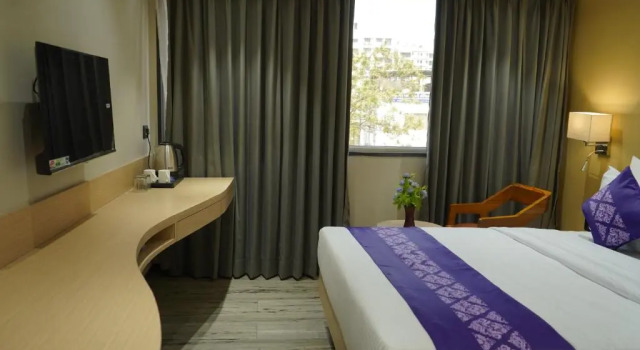 Номер Deluxe Purple Beds by VITS Dwarkesh, Surat