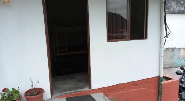 Трёхместный номер Standard Montano Camping & Hostel