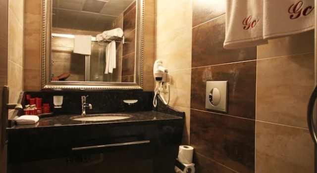 Одноместный номер Standard с балконом Grand Corner Boutique Hotel