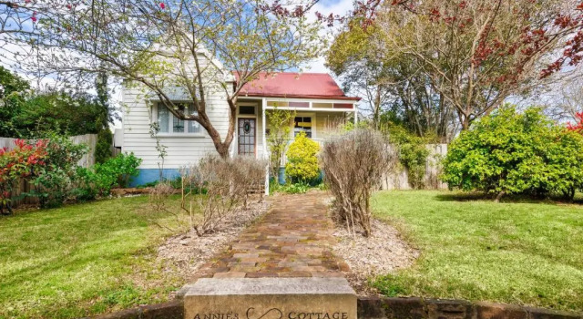 Коттедж с 3 комнатами Hotel Blue & Cottages Katoomba