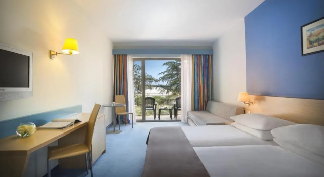 Семейный номер Standard с балконом Remisens Hotel LUCIJA