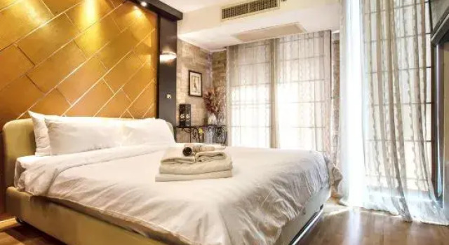 Luxurious 2-Bedroom Condo in Central Bangkok with Gym and Swimming Pool Room 2A, Забронировать Отель Отели Бангкока с бассейном, рядом с Улица Сой Ковбой, Бассейн