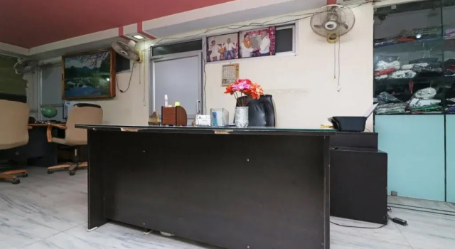 Hotel Canal View by OYO Rooms, Rezervovat Hotel Roorkee Uttarakhand