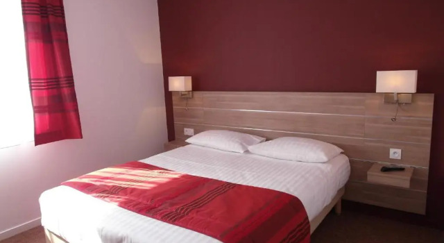 Двухместный номер Comfort Hôtel Chantepie