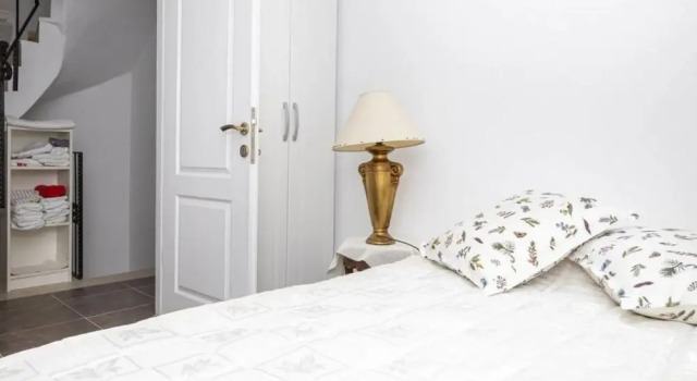 Comfy Triplex near Beach with Garden in Bodrum, Rezervovat Hotel Hotely v Mugla s parkováním, Parkování