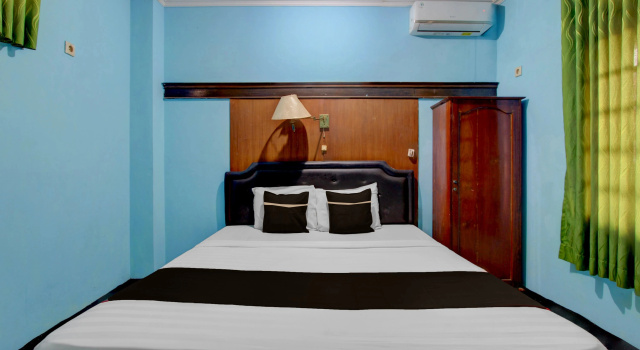 OYO 95140 Metro Guest House, Rezervasyon Misafirhane Sewon otoparklı oteller, Otopark