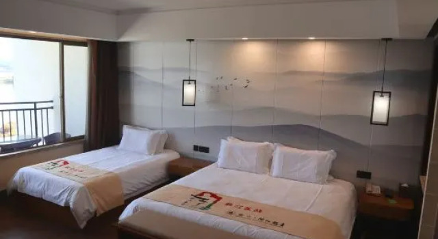 Familie Suite mit Seeblick Minjiang Hotel
