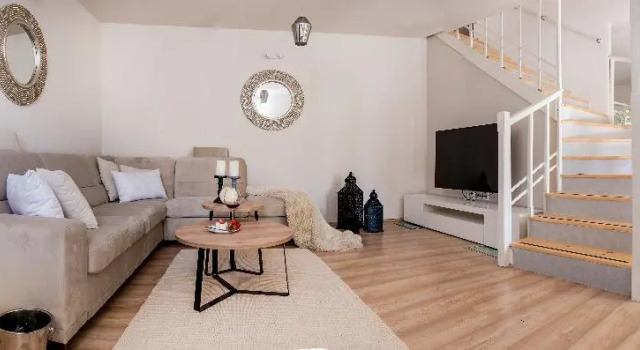 Luxury Villa LeLu with heated saltwater pool, parking, high speed Internet, BBQ, Забронировать Вилла Виллы Окрестностей Сплита, Вилла