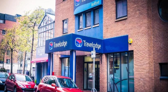 Travelodge Belfast, Забронировать Отель Отели Белфаста 3 звезды, рядом с Рынок святого Георгия, 3*