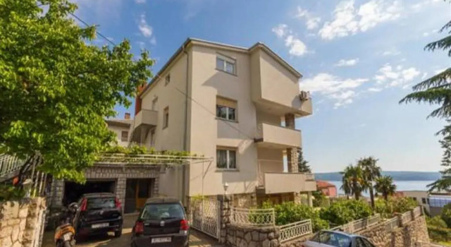 Апартаменты Helen Apartments