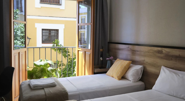 Sweet Sevilla Suites - Smart Hotel