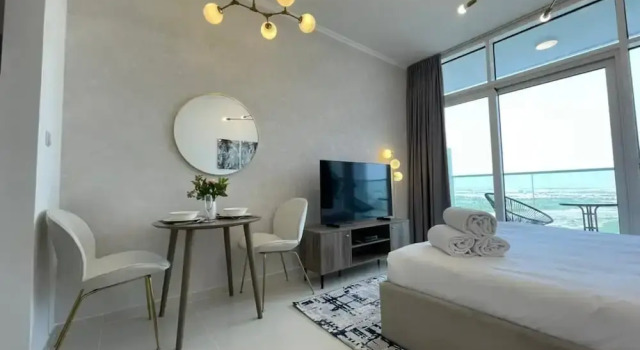 ST-Carson Tower A-1809 by bnbme homes