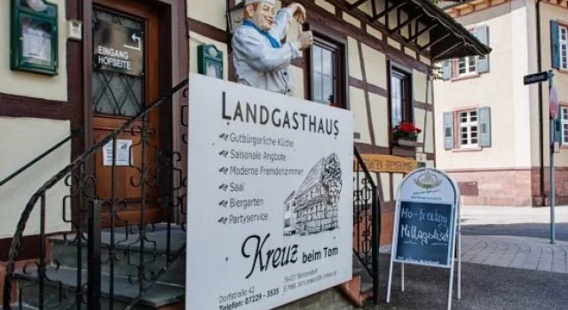 Landgasthaus Kreuz beim Tom, Réserver Hôtel Hôtels et hébergements à Rastatt, Hôtel
