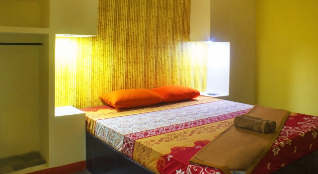 Номер Deluxe New Priok Indah Syariah Hotel